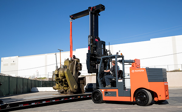 Read more about the article Featured Product – Mar 2021 – High Capacity Adjustable Wheelbase Forklift