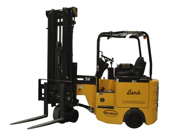 A Bendi B3/30AC forklift with mast articulated 45 degrees.