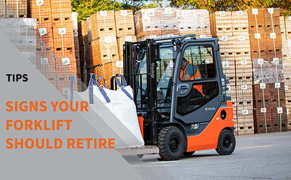 Read more about the article Signs Your Forklift Should Retire