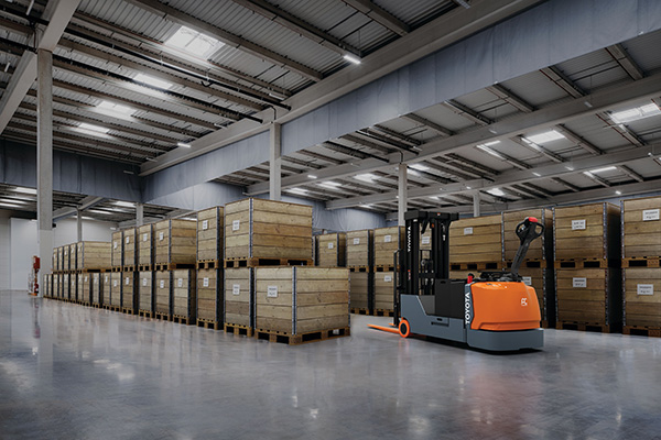 counter-balanced stacker going into narrow aisles